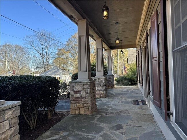 Building Photo - 1520 Vassar Ave