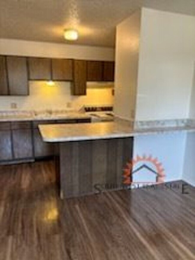 Foto del edificio - 1633 Cameo St