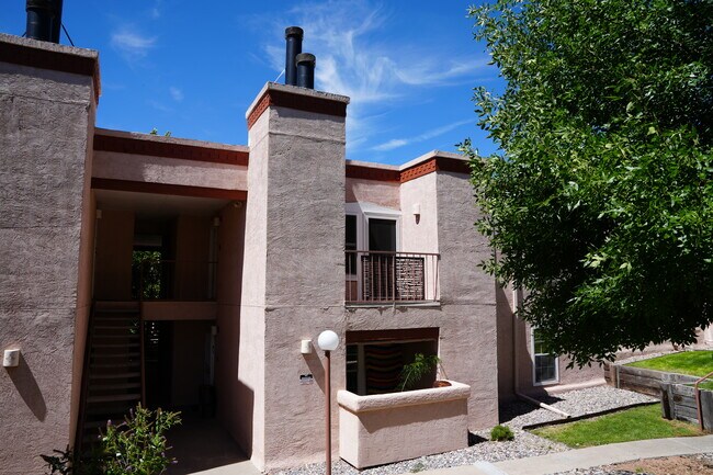 Outside unit - 2501 W Zia Rd