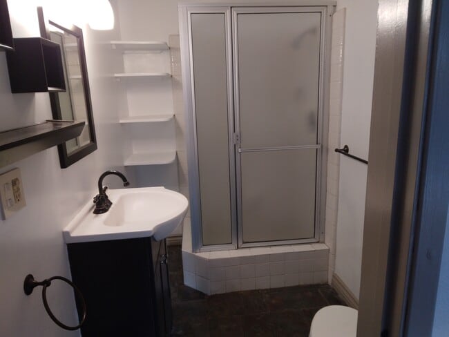 Foto del edificio - 3331 Dickens St