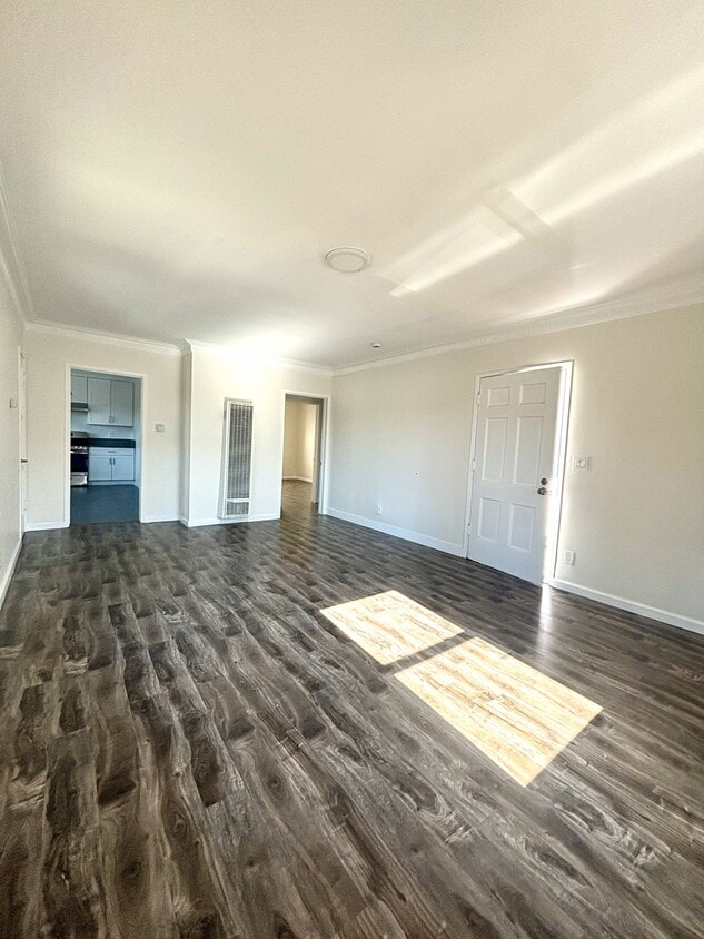 Photo - 936 Westmoreland Ave (Los Angeles, CA)