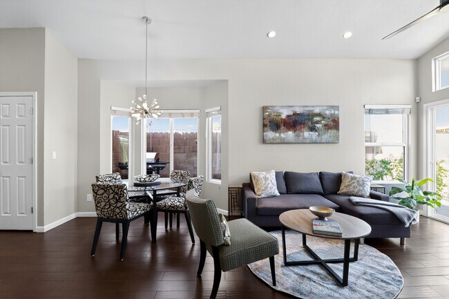Building Photo - 8828 E Riviera Dr