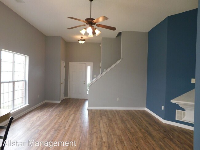Foto del edificio - 3 br, 2 bath House - 639 Burton Lane