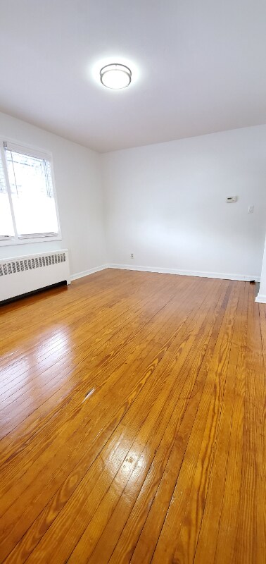 Building Photo - 70 Hobart Pl