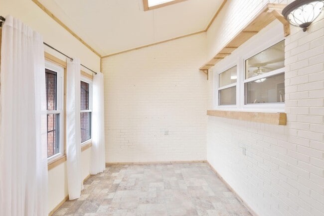 Foto del edificio - 3202 45th St