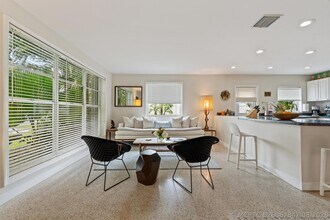Building Photo - 708 Westwind Dr