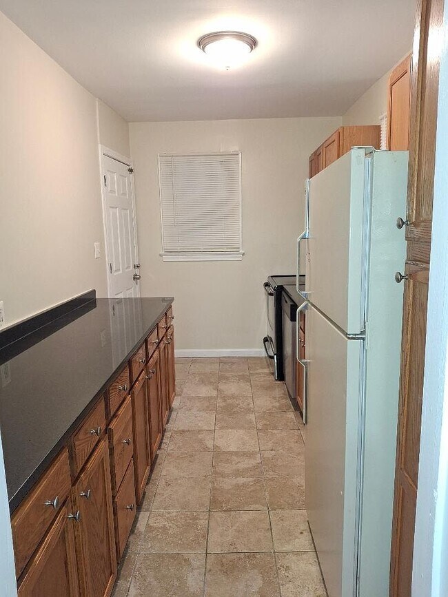 Foto del edificio - 4408 Ridgecrest Dr