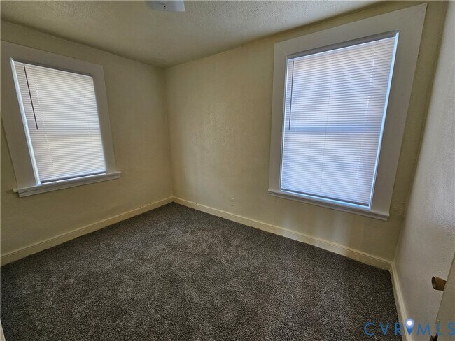 Foto del edificio - 1912 Chelsea St