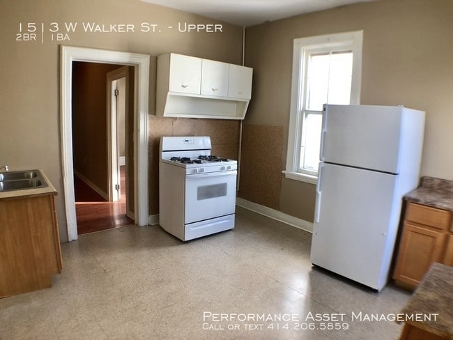 Building Photo - 1513 W Walker St