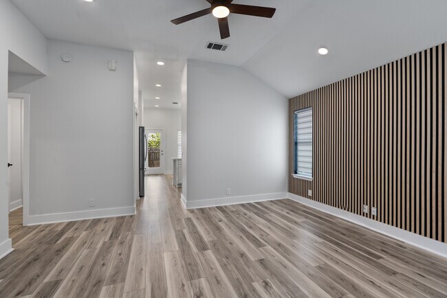 Building Photo - 16512 Trevin Cv