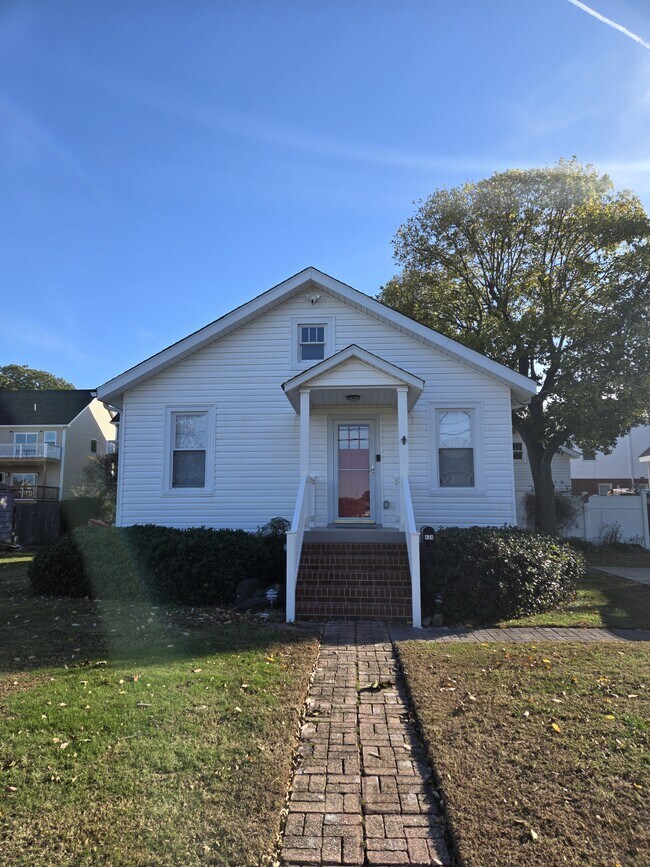 Foto del edificio - 434 Creek Ave