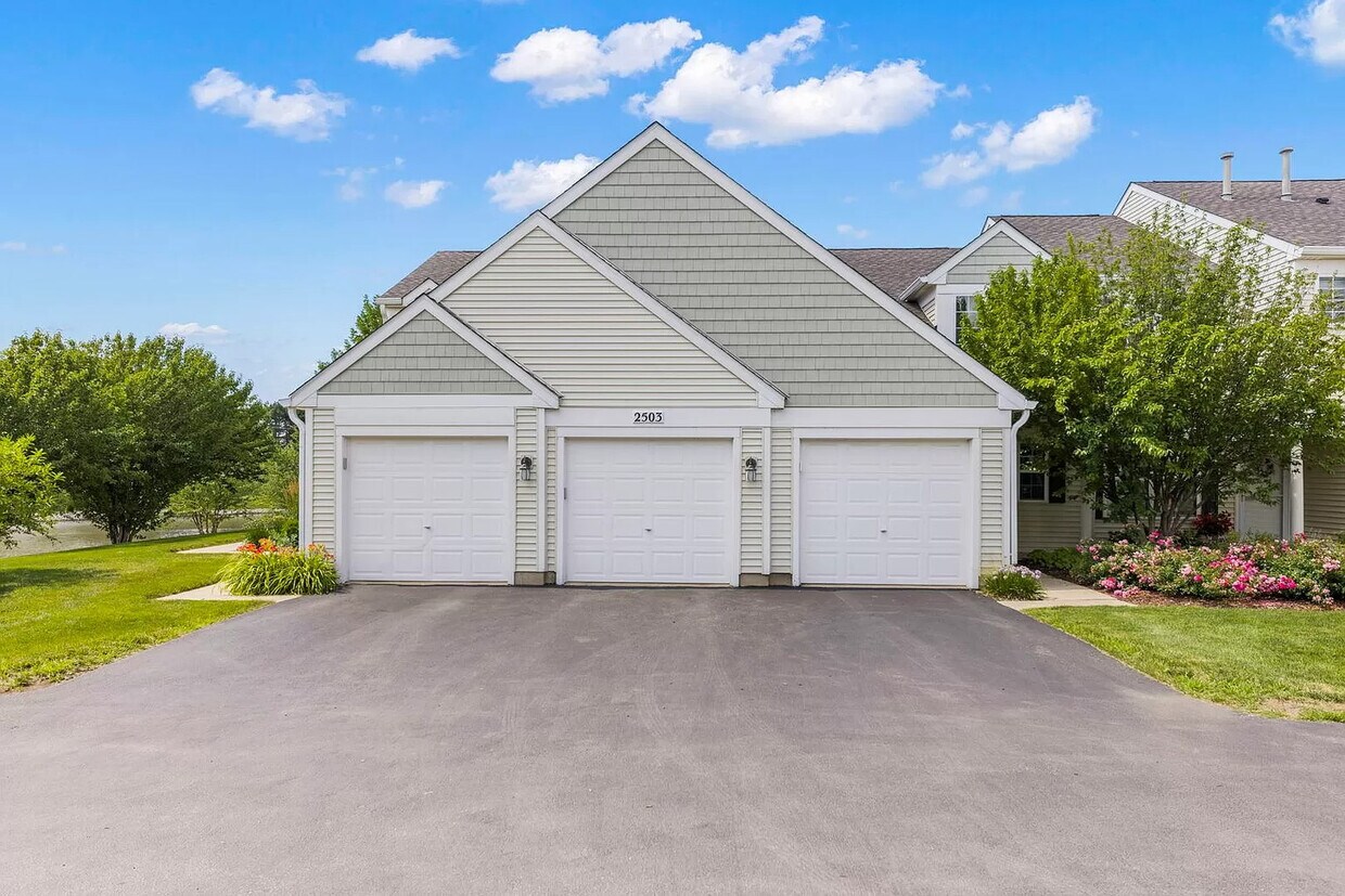 Foto principal - 2503 Sheehan Dr