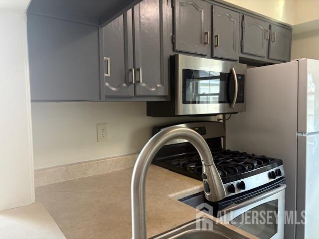 Foto del edificio - 1709 Woodbridge Commons Way