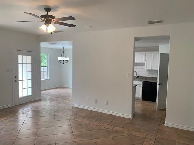 Building Photo - 421 Cinnamon Teal Loop