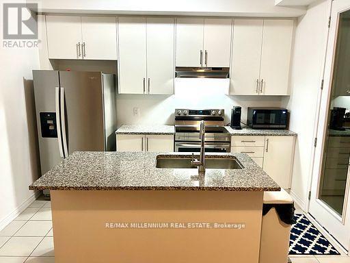 Building Photo - 50 Sorbara Wy