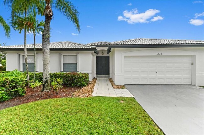 Foto del edificio - 5606 NW 109th Way