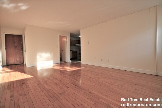 Photo - 10 Armington St Apartment