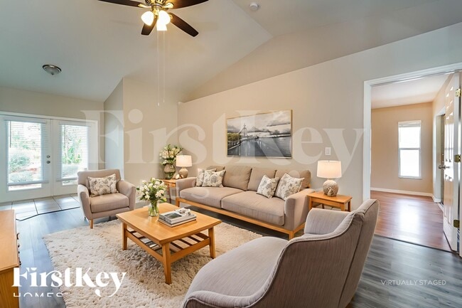 Building Photo - 1570 Waldorf Dr