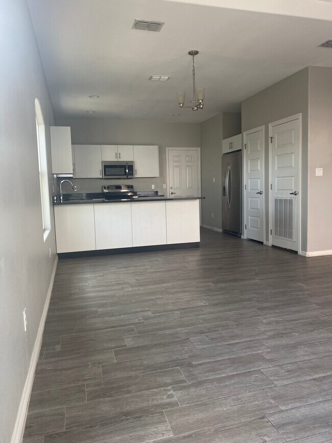 Foto del edificio - 3905 Whitewing Ave