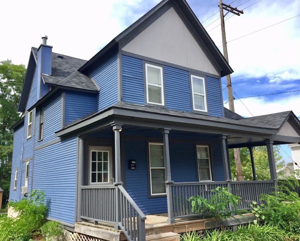 Primary Photo - 601 Lafayette Ave SE
