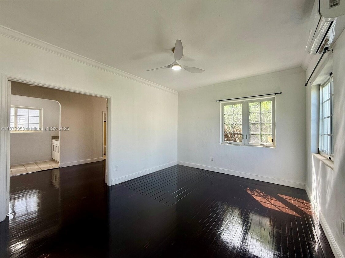 Foto principal - 1619 Meridian Ave