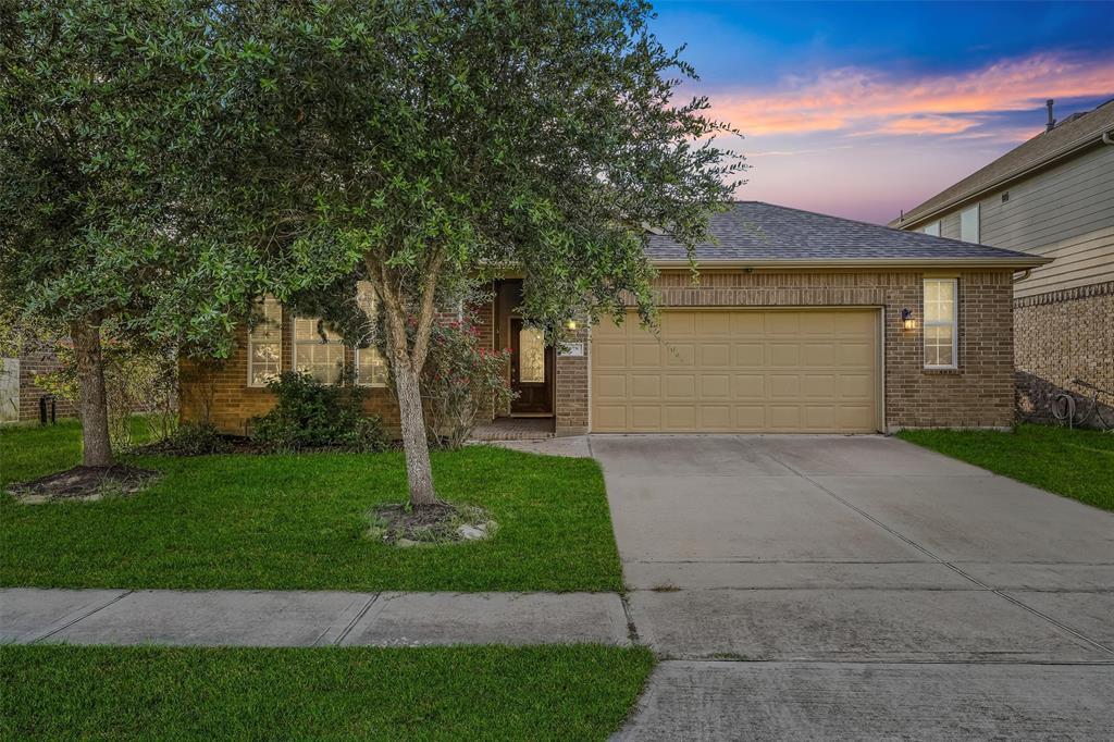 9978 Manor Spring Ln, Brookshire, TX 77423 House Rental in Brookshire