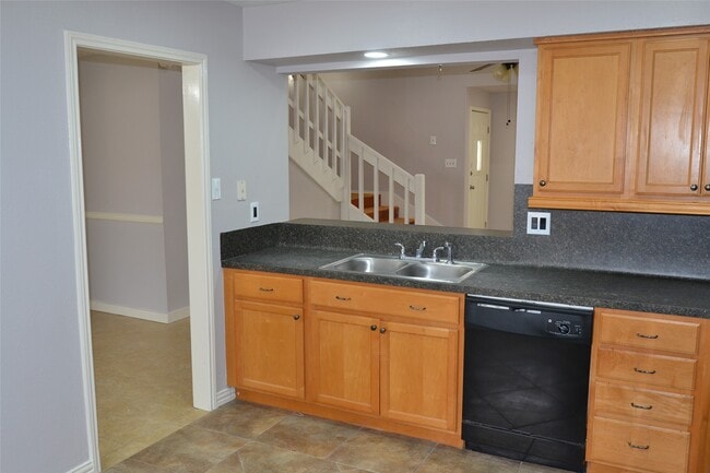 Building Photo - 12023 Woolford Dr