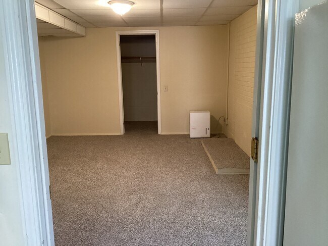 Building Photo - 124 Hibiscus Dr