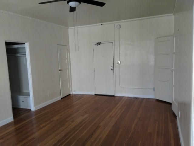 Building Photo - 901 S Kingsley Dr