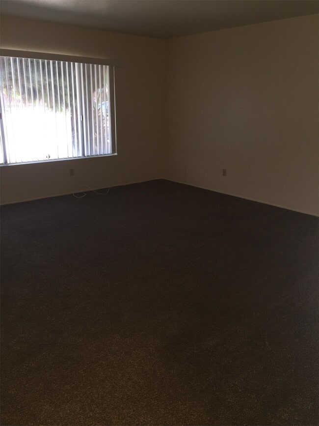 Foto del edificio - 4321 Auburn Ct