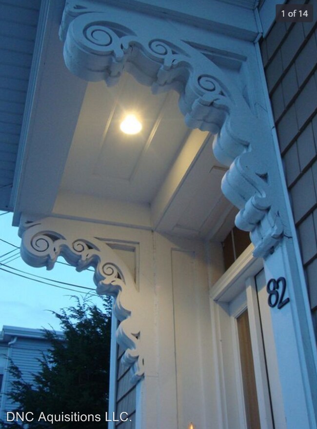 Building Photo - 82 Sutton St