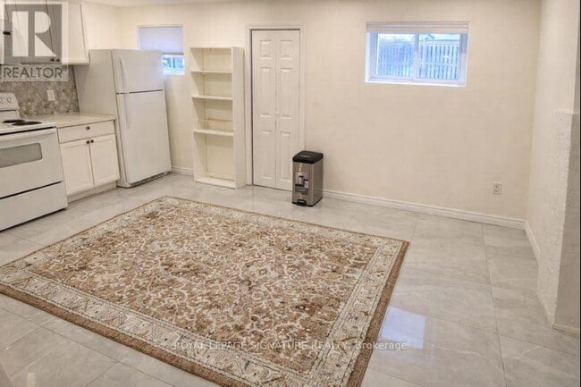 Building Photo - 77 Wheelwright Dr