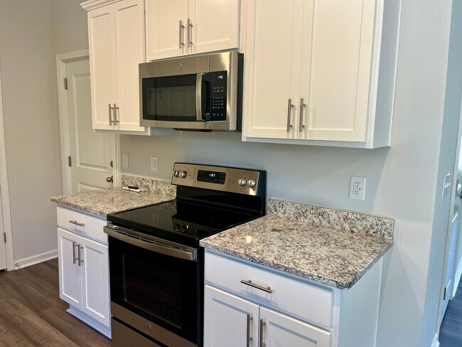 Foto del edificio - 3825 Sunset Harbor Rd SE