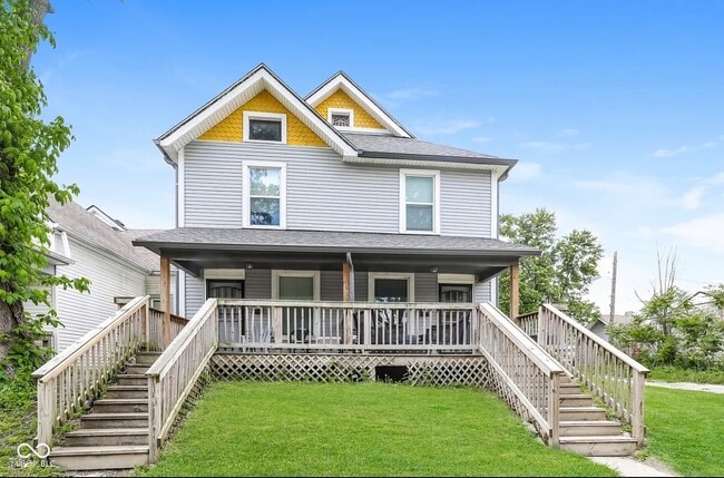 Building Photo - 246 N Beville Ave