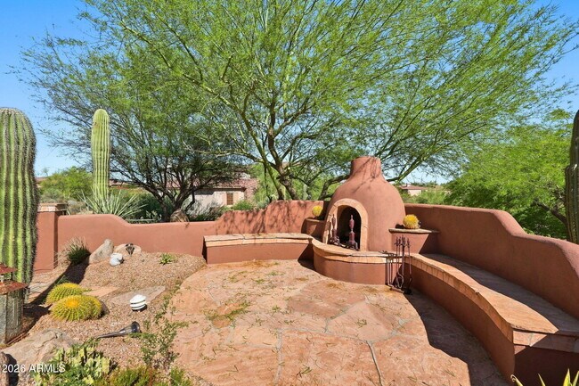 Foto del edificio - 9800 E Lofty Point Rd