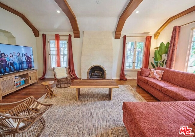 Building Photo - 1522 Pandora Ave