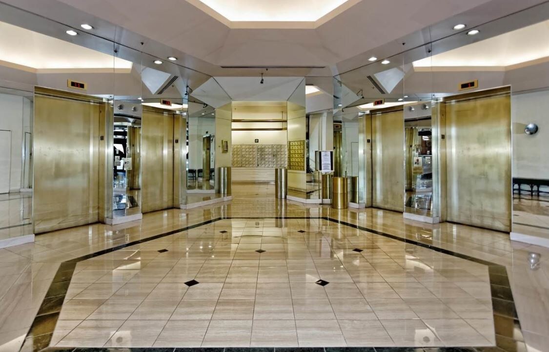 Lobby - 6363 Christie Ave