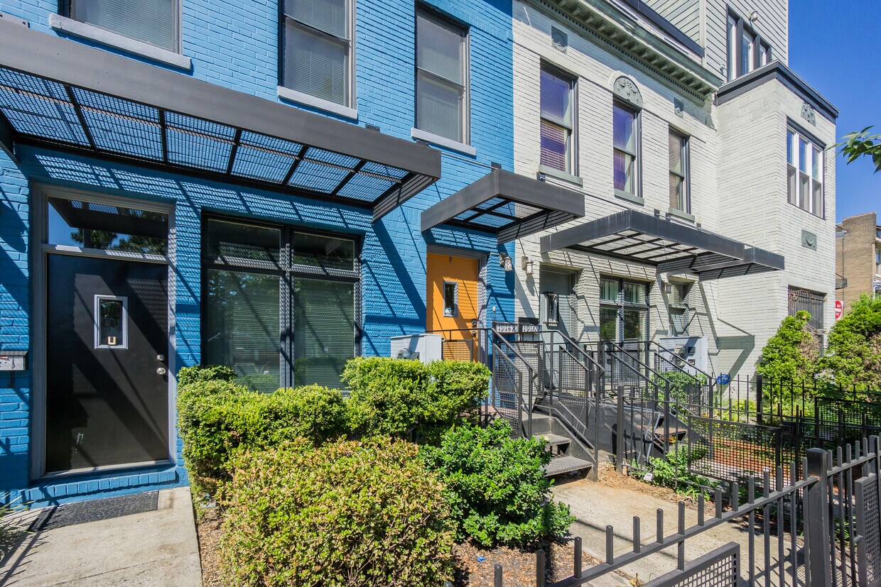 1914 4TH ST. NE Unit 2 - 1914 4th St NE