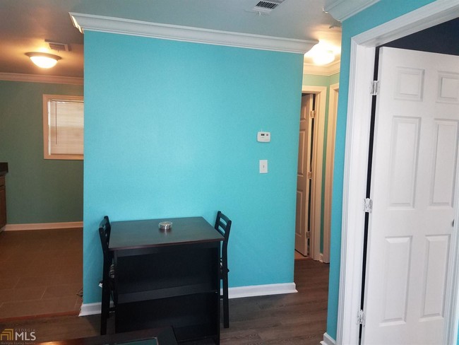 Foto del edificio - 687 Dalvigney St NW
