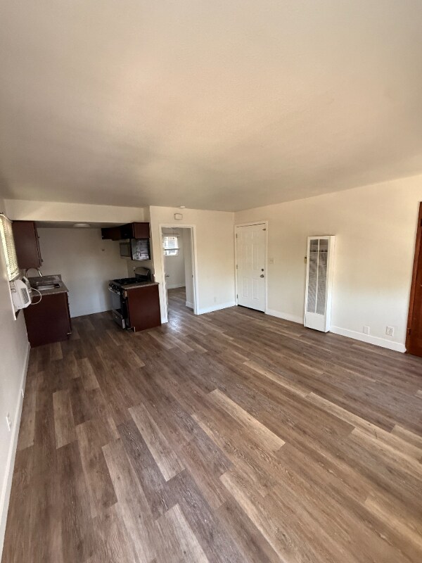 Foto del edificio - 1308 N Sycamore St