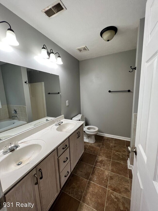 Building Photo - 3 br, 2 bath House - 2565 Centerstone Cir