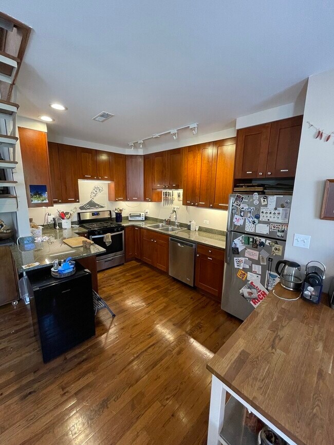 Foto del edificio - 1431 W Cortez St
