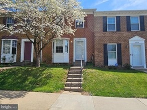 Building Photo - 6266 Ducketts Ln