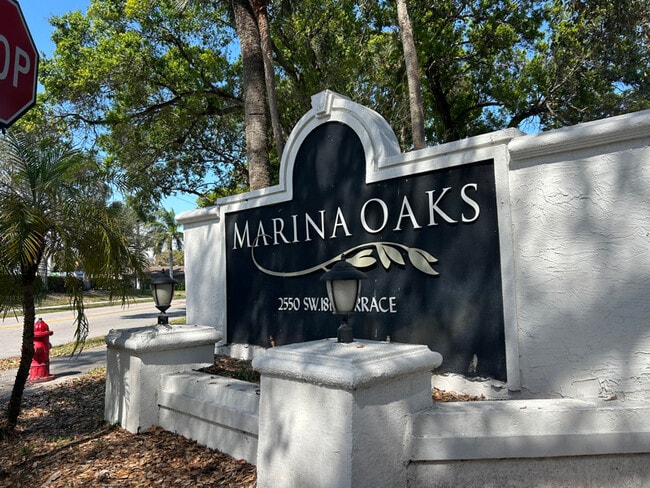 Photo - 2550 SW 18th Terrace Apartment