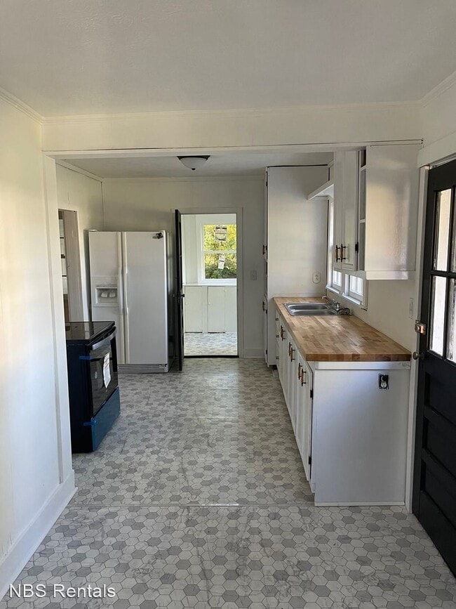 Building Photo - 3 br, 1 bath House - 178 Ralph Street