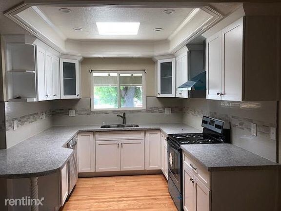 Building Photo - 4 br, 2 bath House - 34288 Torrington Pl