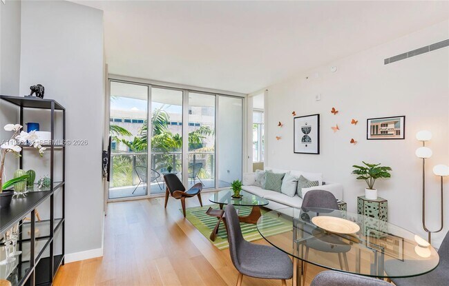 Foto del edificio - 2100 Park Ave