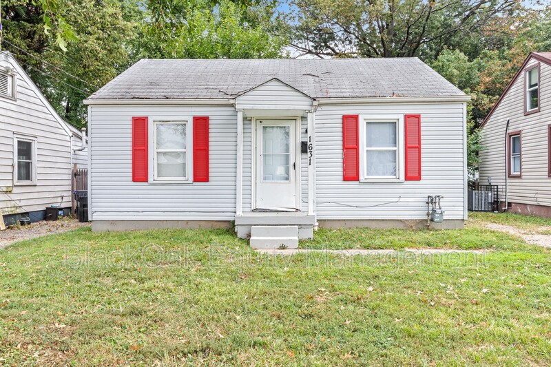 1631 Longfield Ave, Louisville, KY 40215 House Rental in Louisville