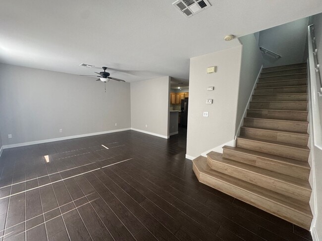 Building Photo - Nice, upgraded Town Home 3br, 3bath, 2cg.