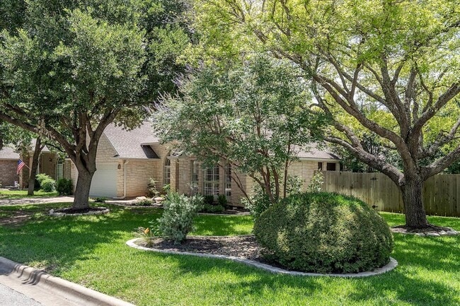 Building Photo - 29000 Bay Hill Ct